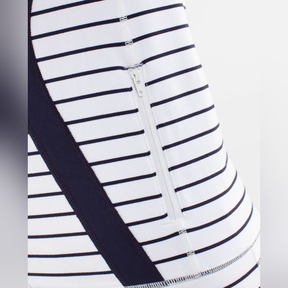 Lululemon Athletica - HOST PICK Quiet Stripe Jacket In Stride - Picture 7 of 7